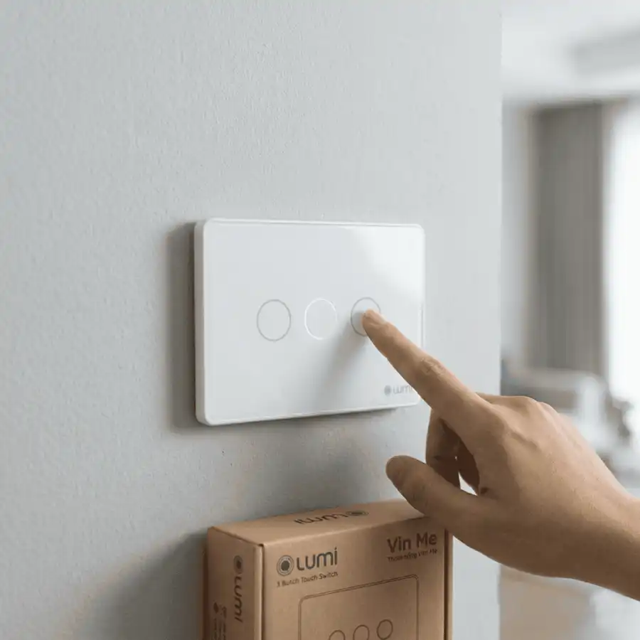 công tắc điện cảm ứng Lumi giá rẻ
